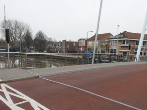RVS railingkabels verwerkt in Stationsbrug Franeker